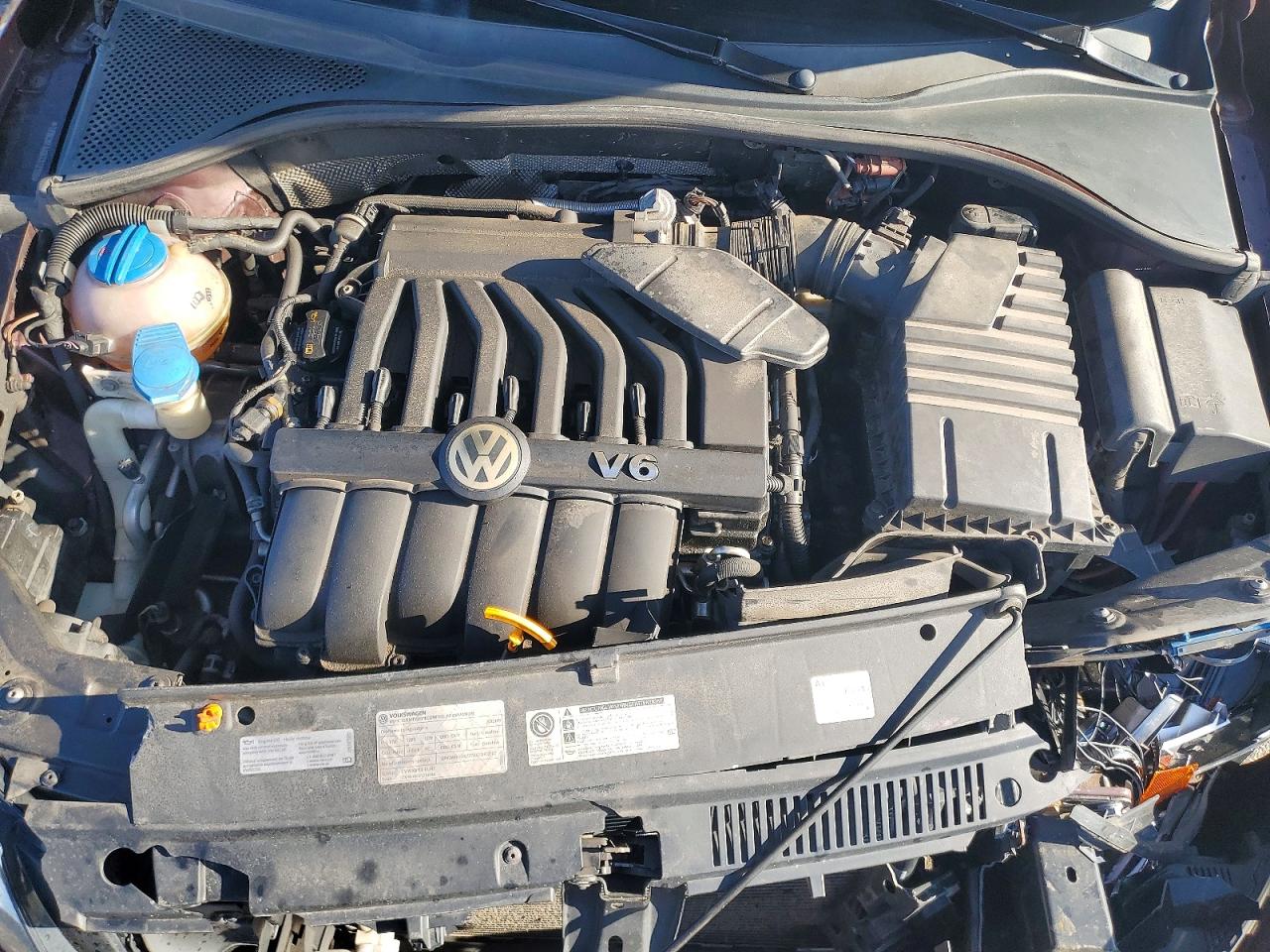 2012 VOLKSWAGEN PASSAT SEL photo 11
