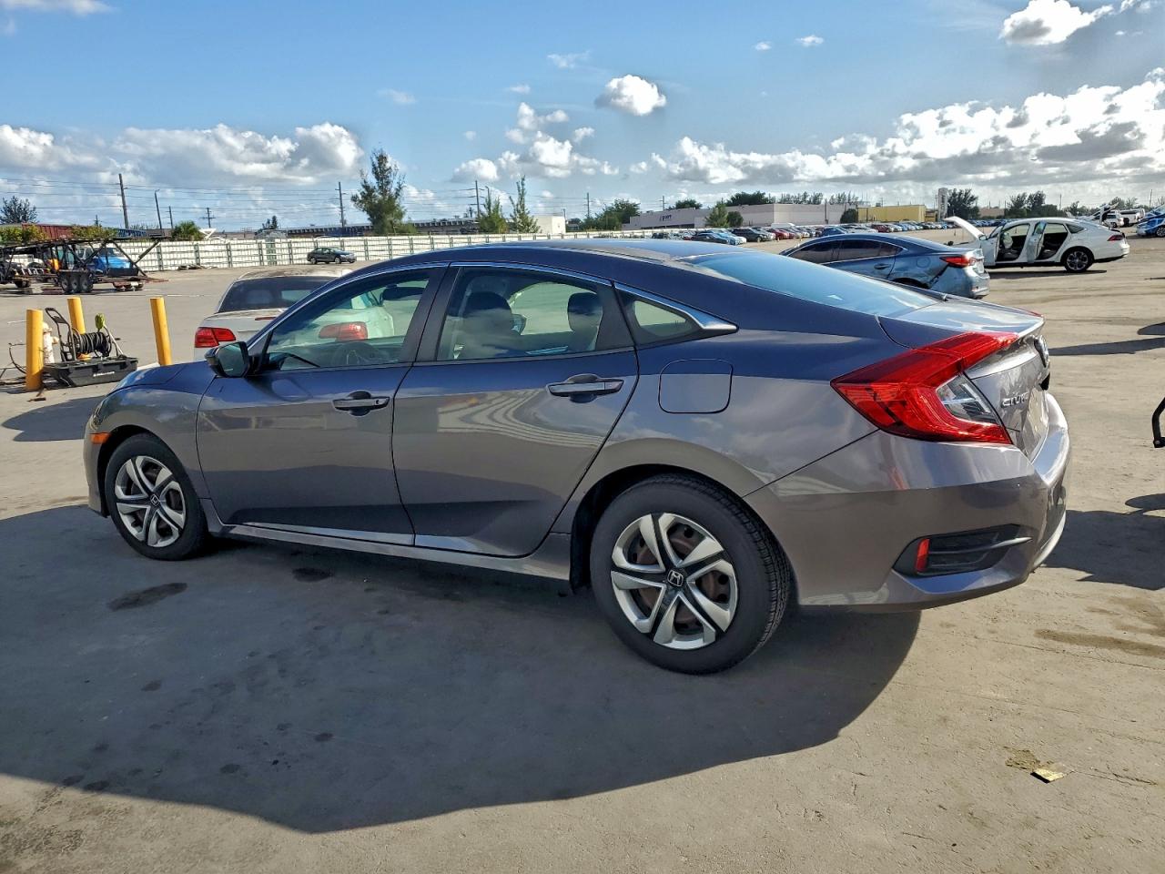 2017 HONDA CIVIC LX photo 2
