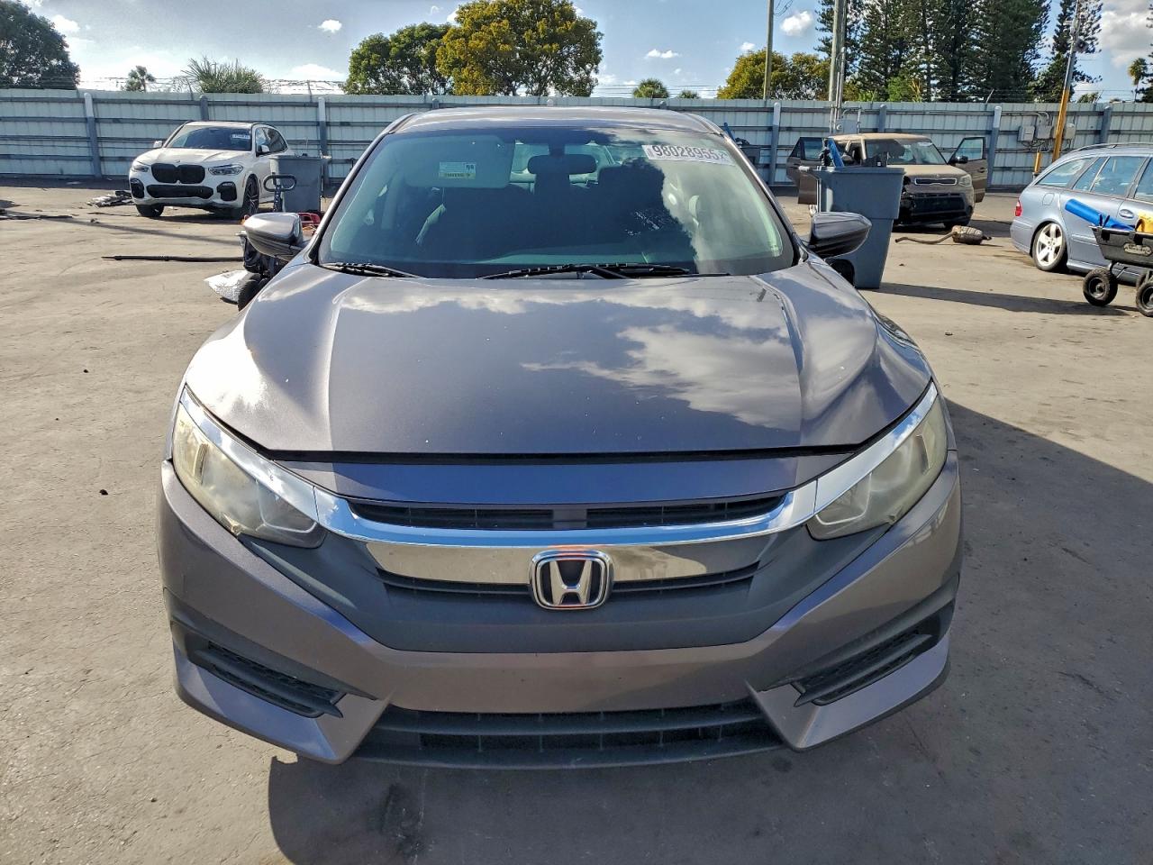 2017 HONDA CIVIC LX photo 5