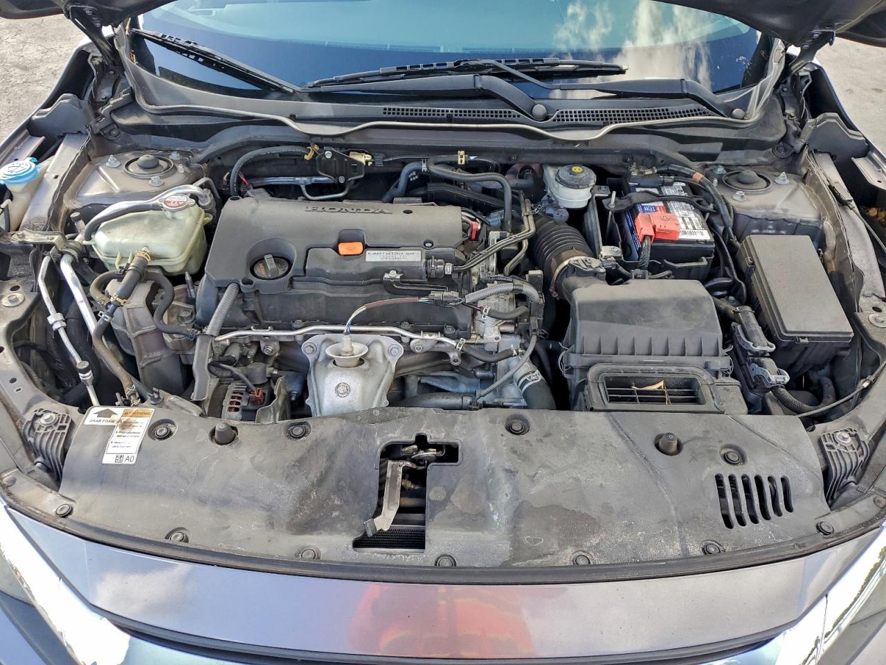 2017 HONDA CIVIC LX photo 11