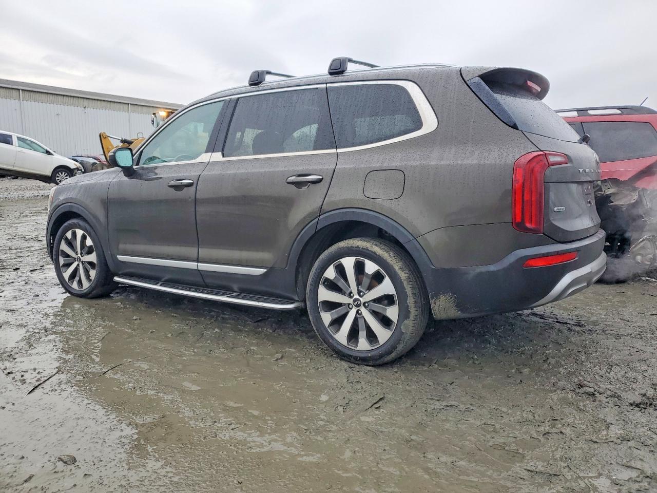 2021 KIA TELLURIDE S photo 2