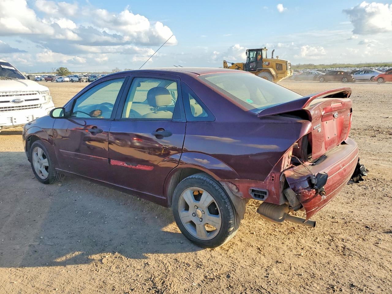 2006 FORD FOCUS ZX4 photo 2