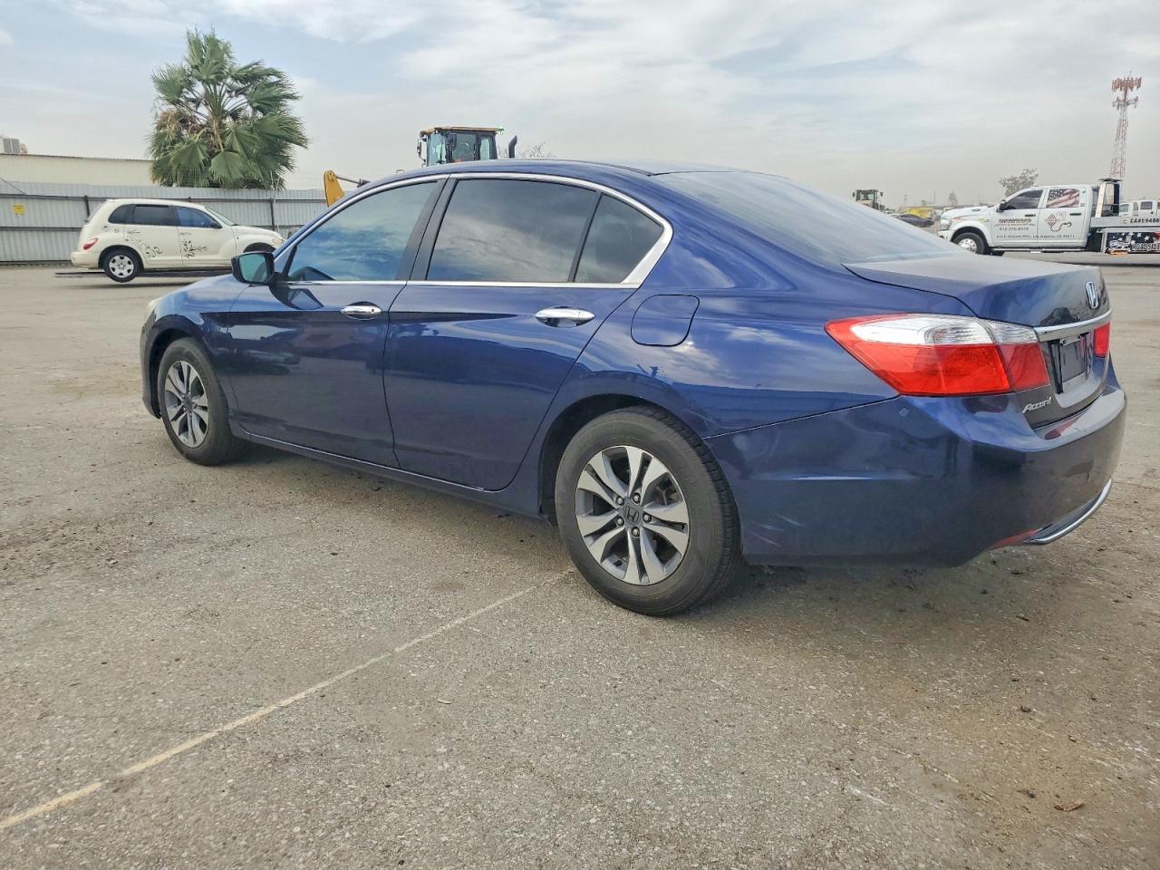 2014 HONDA ACCORD LX photo 2