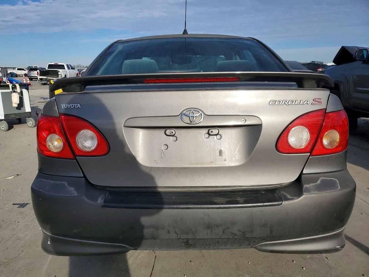 2005 TOYOTA COROLLA CE photo 6