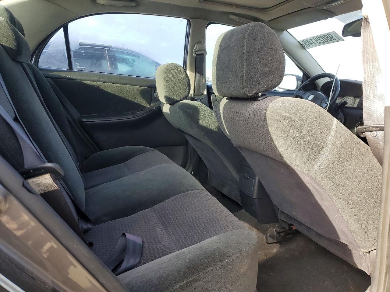 2005 TOYOTA COROLLA CE photo 10