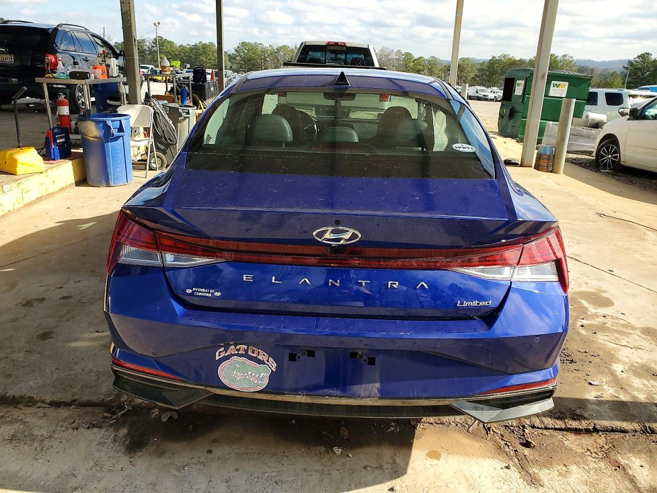 2022 HYUNDAI ELANTRA photo 6