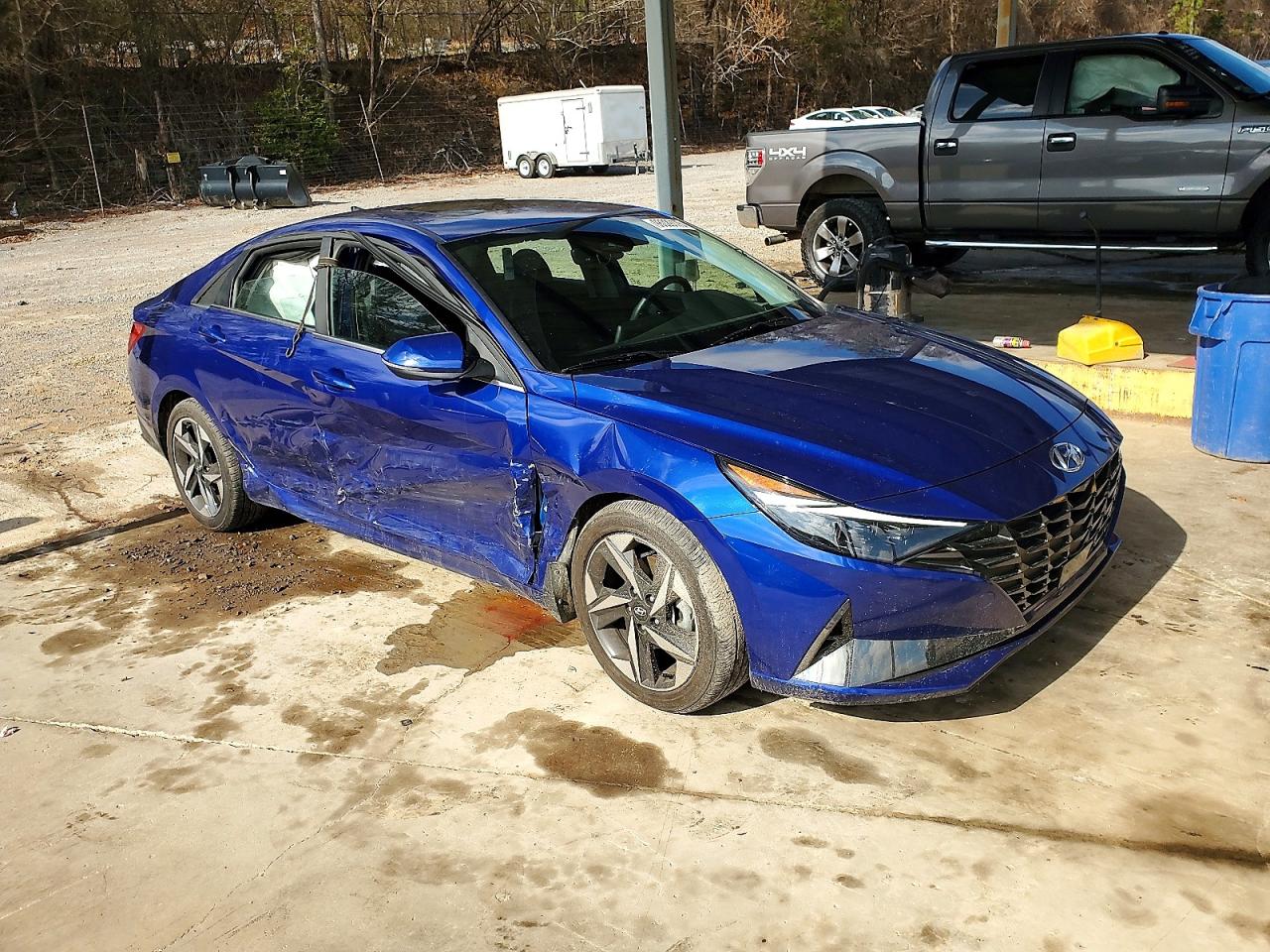 2022 HYUNDAI ELANTRA photo 4