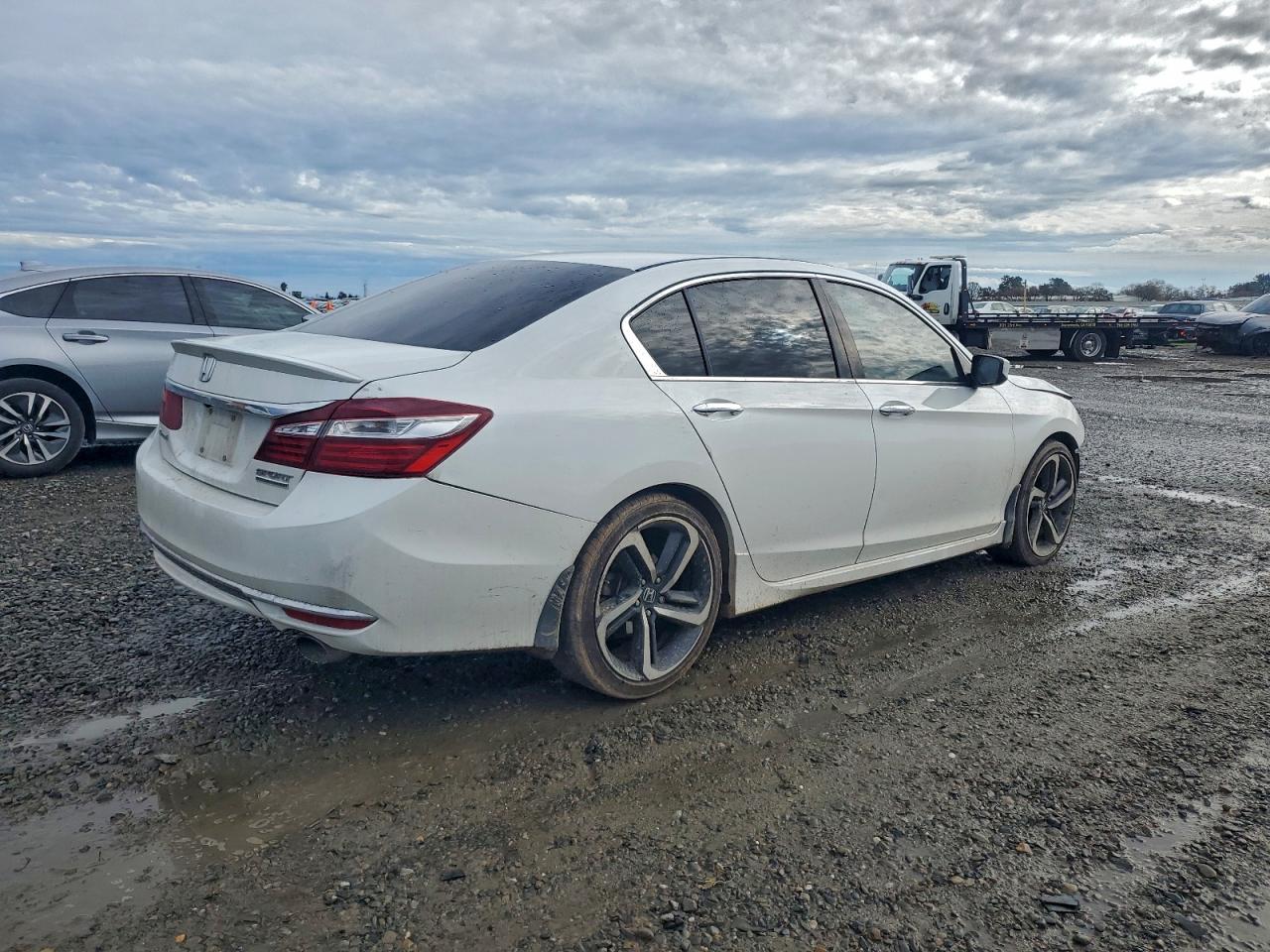 2017 HONDA ACCORD SPORT SPECIAL EDITION photo 3
