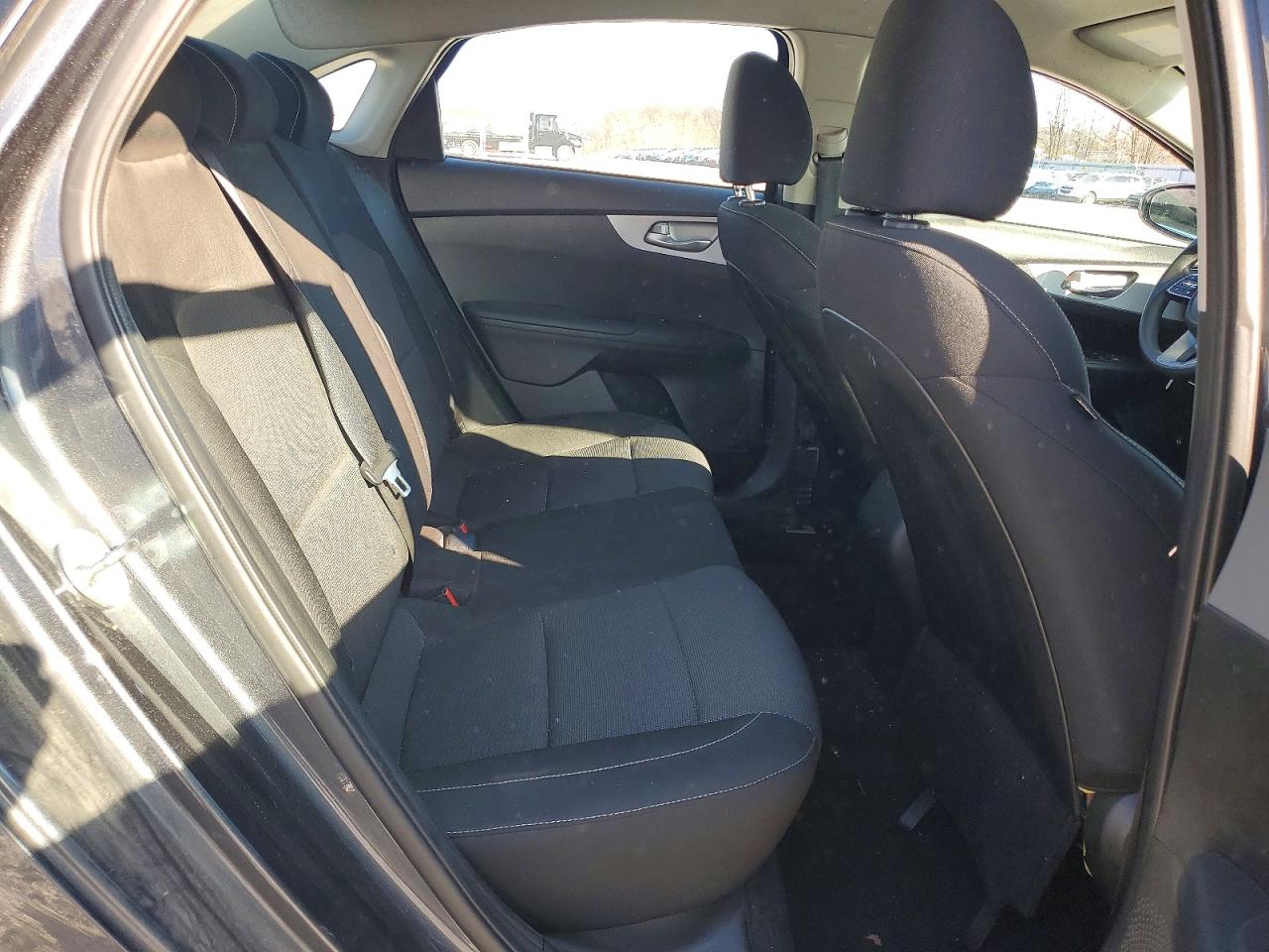 2024 KIA FORTE LXS photo 19