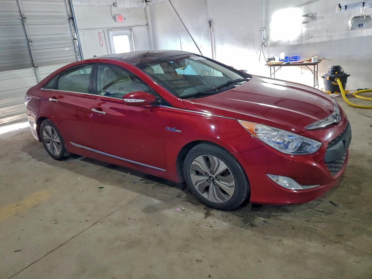 2014 HYUNDAI SONATA HYBRID photo 4