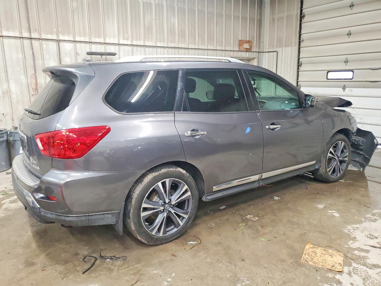2017 NISSAN PATHFINDER S photo 3