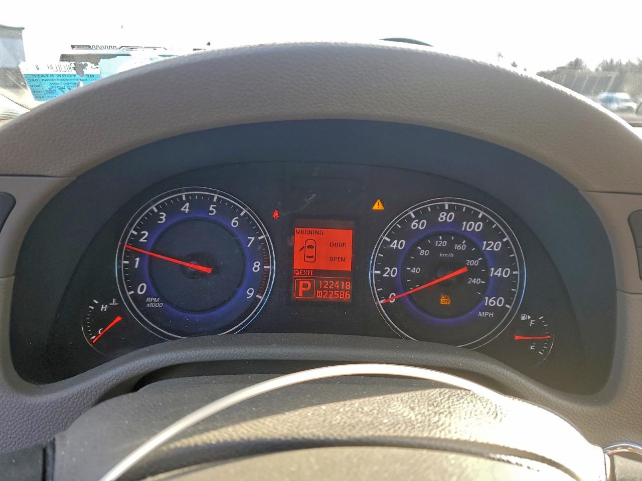 2009 INFINITI G37 photo 9