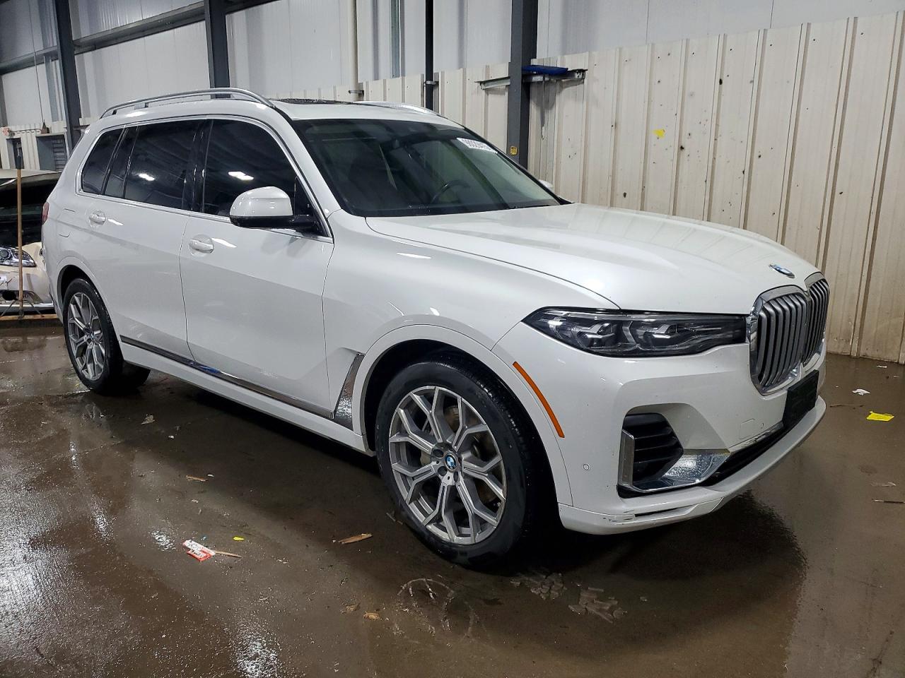 2020 BMW X7 XDRIVE40I photo 4