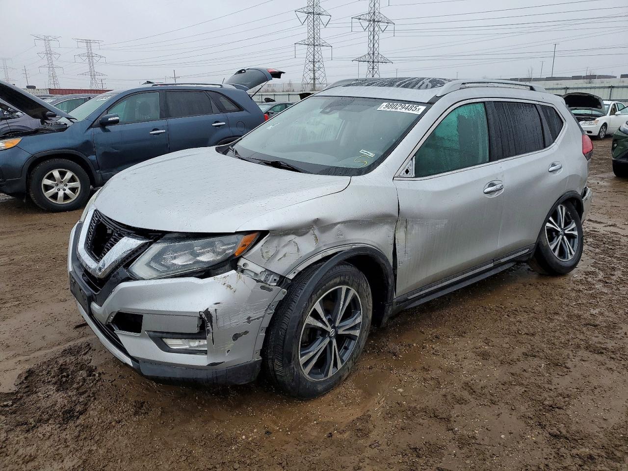 2017 NISSAN ROGUE