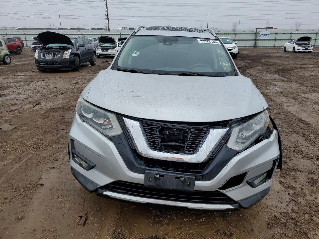 2017 NISSAN ROGUE SV photo 5