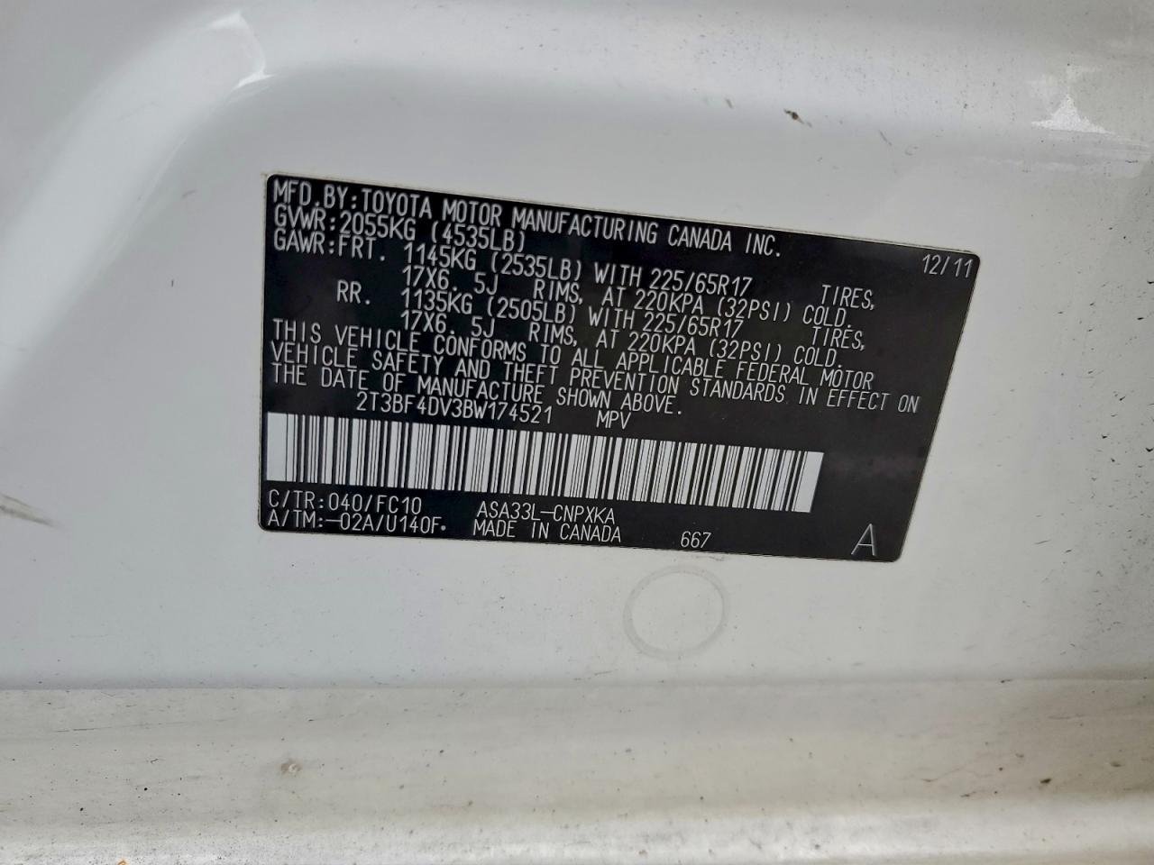 2011 TOYOTA RAV4 photo 25