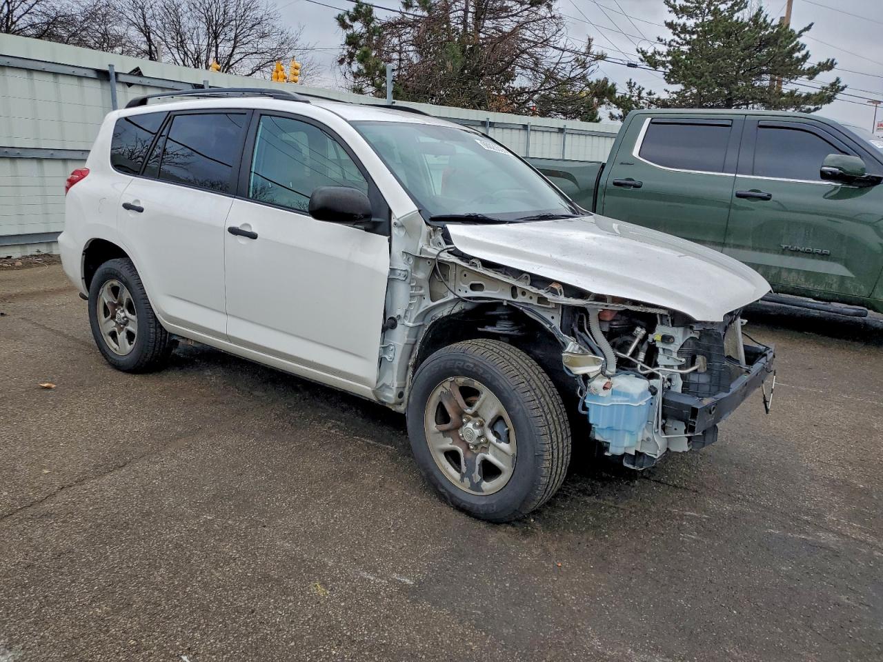 2011 TOYOTA RAV4 photo 7