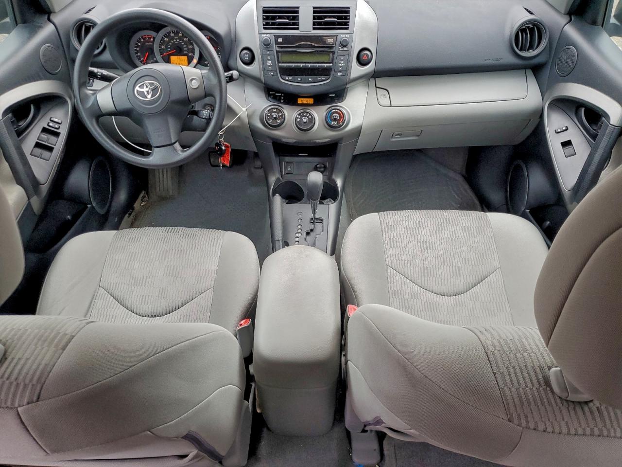 2011 TOYOTA RAV4 photo 15