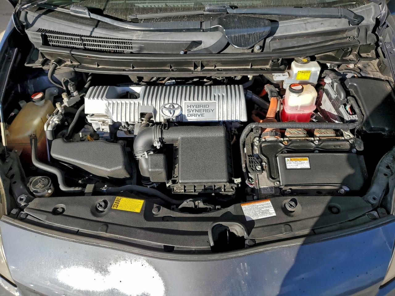 2015 TOYOTA PRIUS TWO photo 11