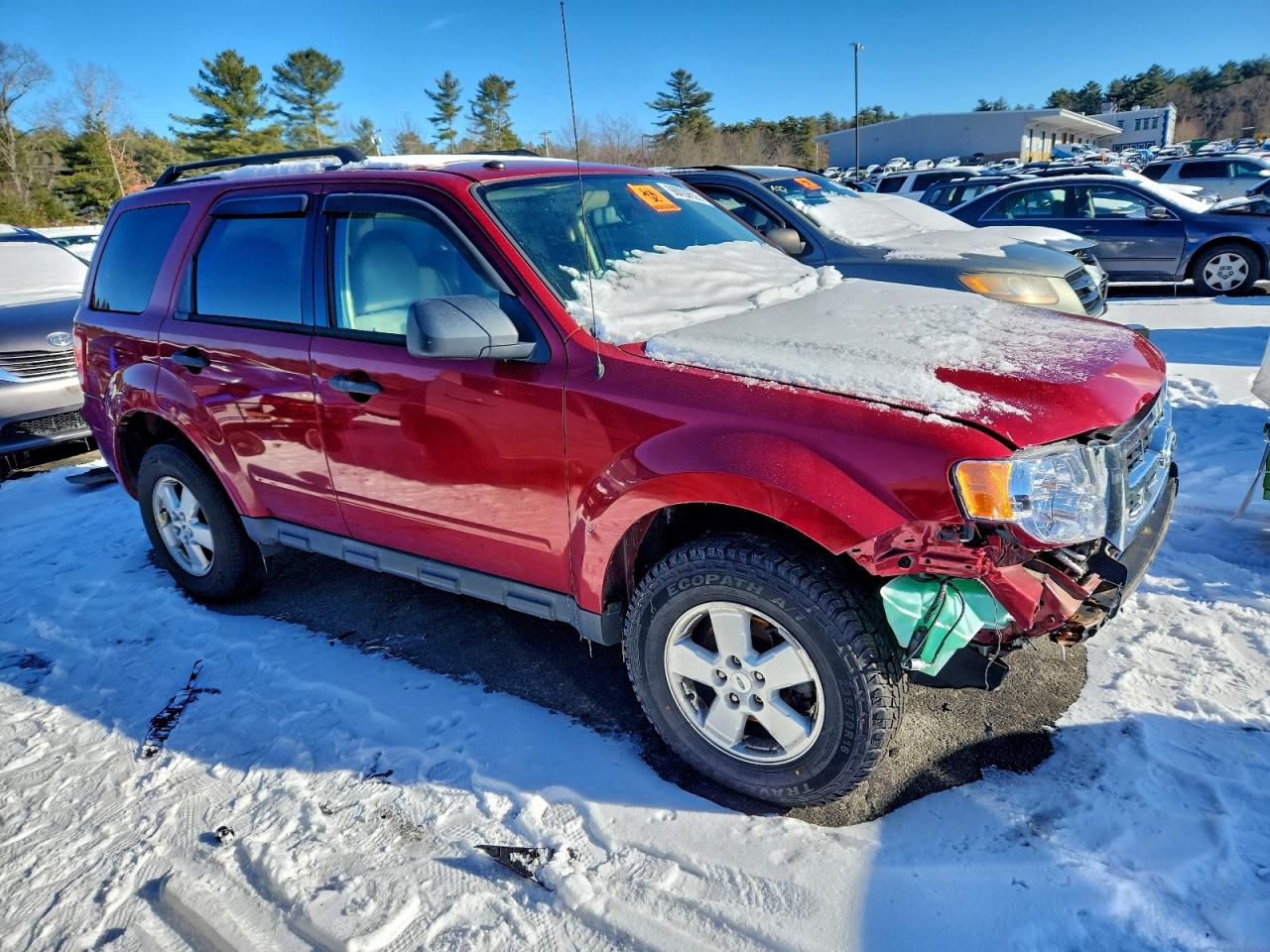 2012 FORD ESCAPE XLT photo 9