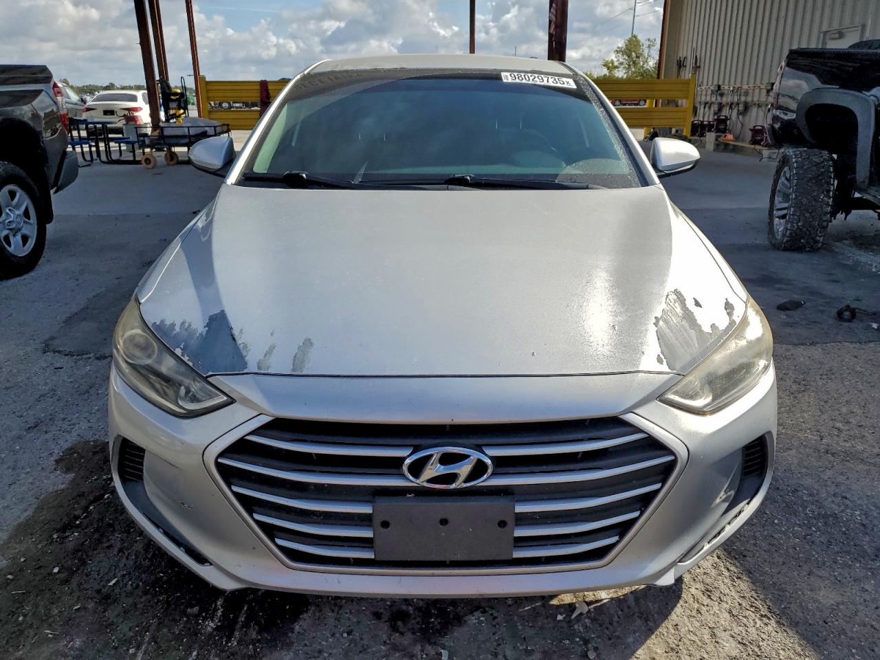 2017 HYUNDAI ELANTRA SE photo 5