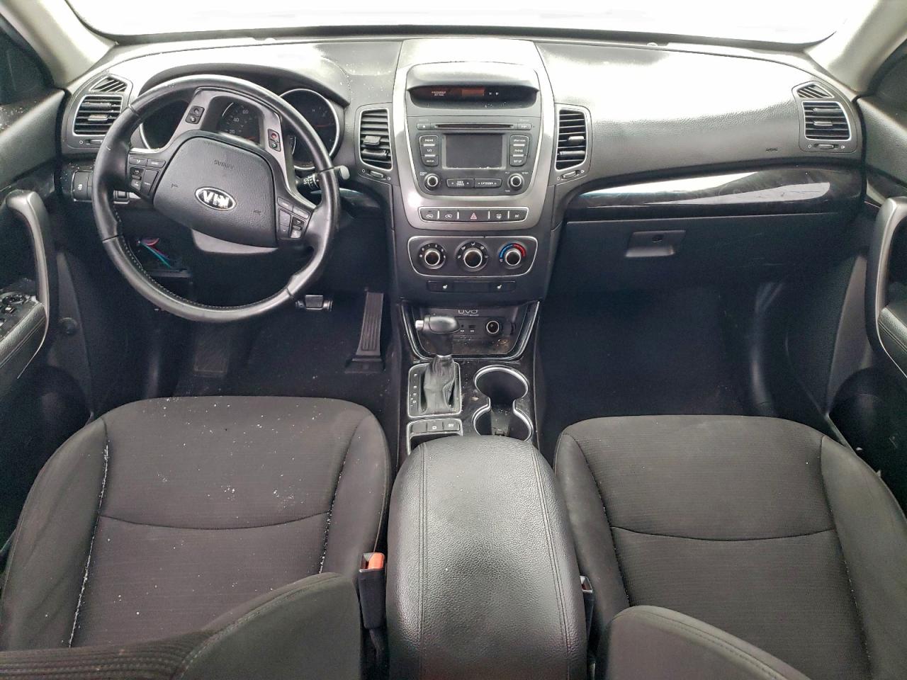 2015 KIA SORENTO LX photo 8