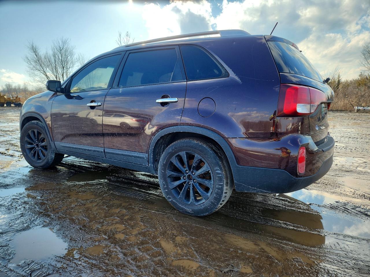 2015 KIA SORENTO LX photo 2