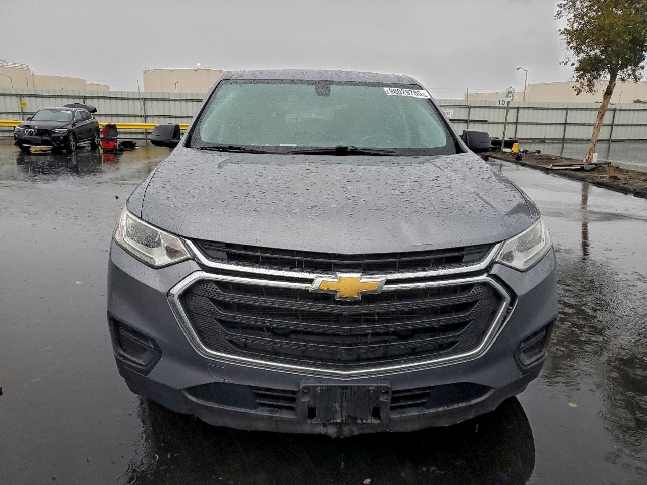 2020 CHEVROLET TRAVERSE LS photo 5