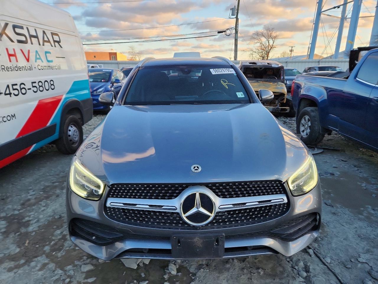 2021 MERCEDES-BENZ GLC 300 4MATIC photo 5