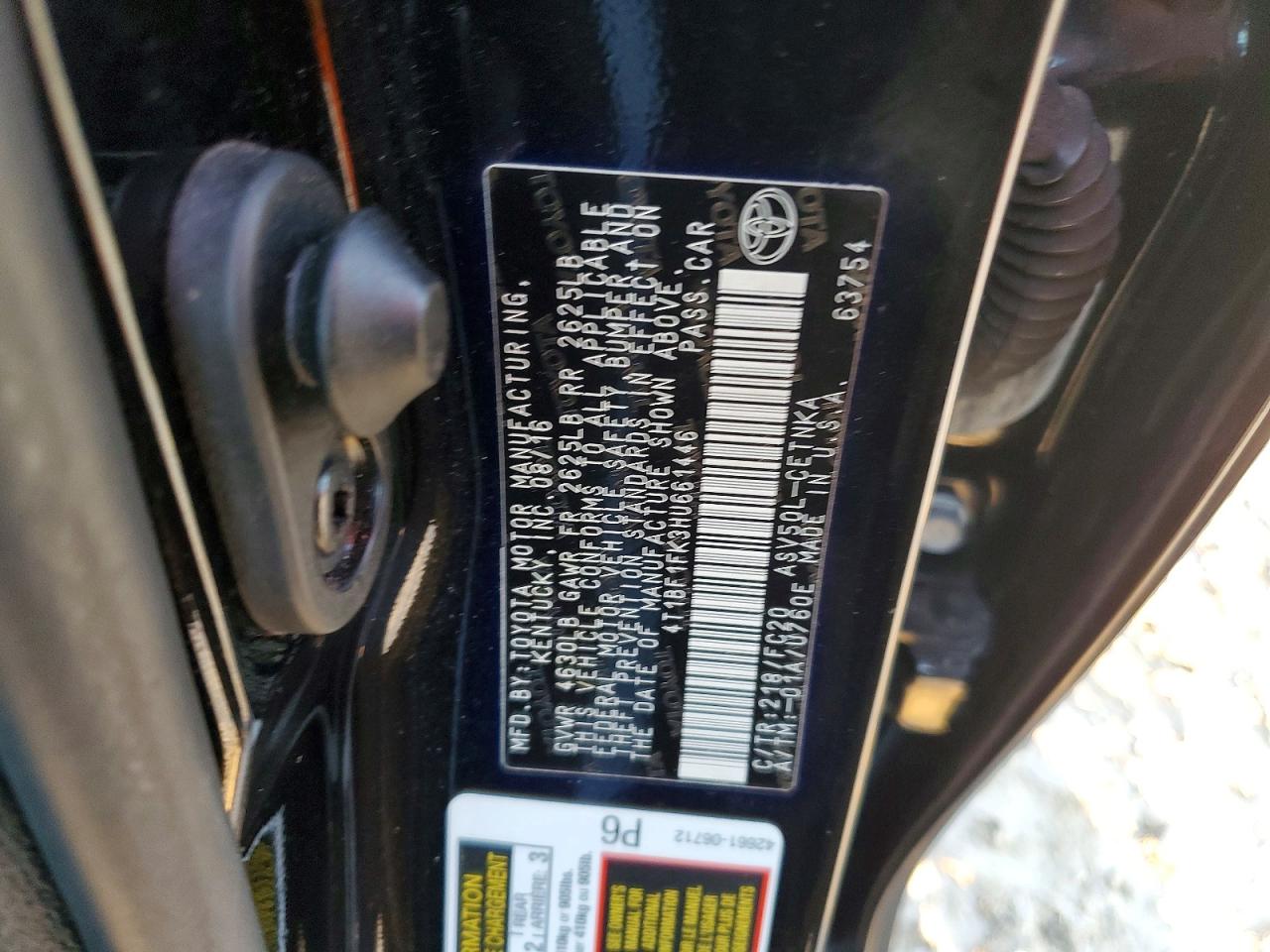 2017 TOYOTA CAMRY LE photo 12