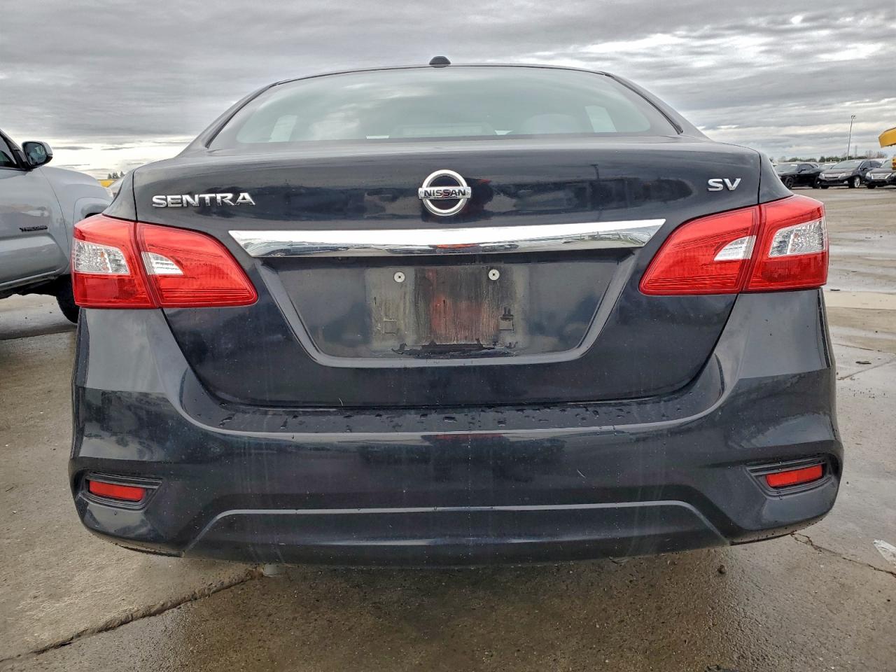 2017 NISSAN SENTRA photo 6