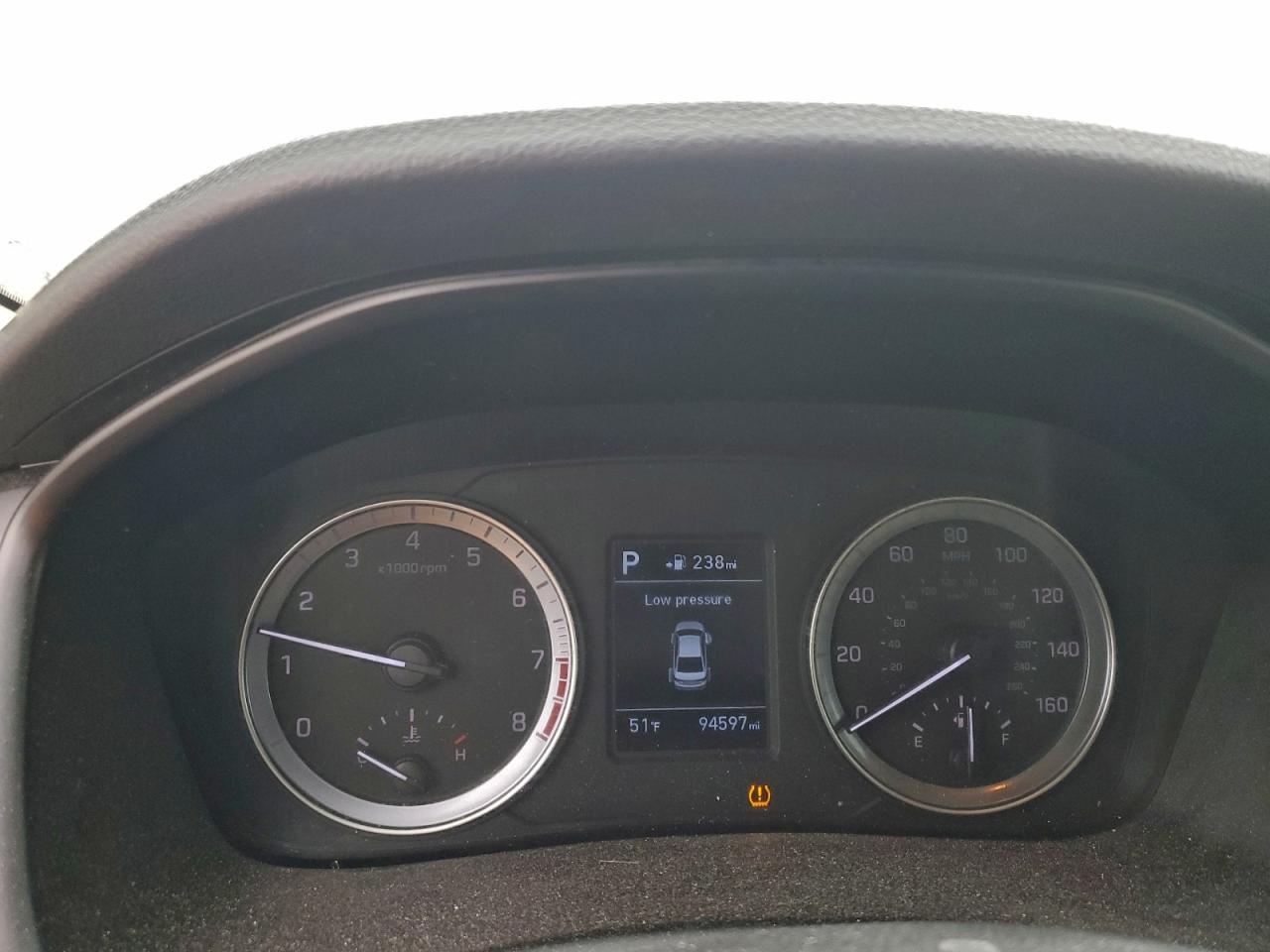 2018 HYUNDAI SONATA SE photo 9