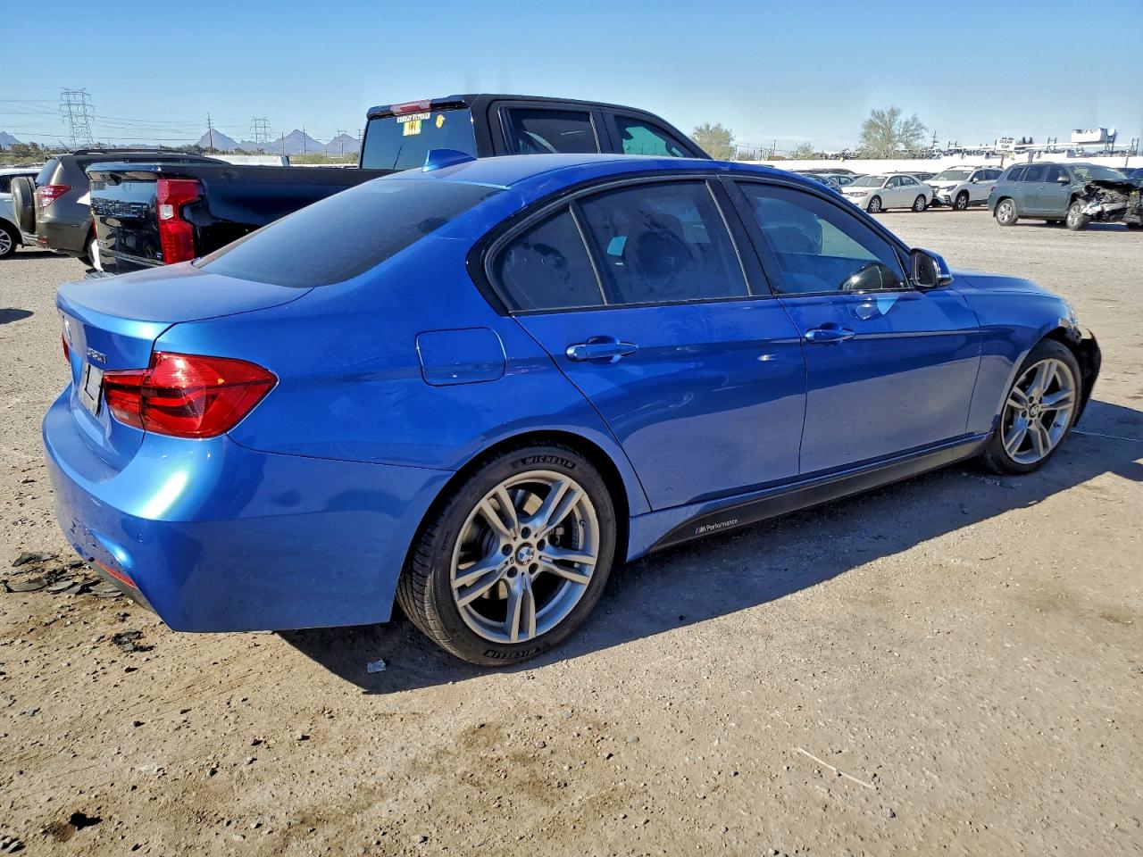 2017 BMW 330 I photo 3