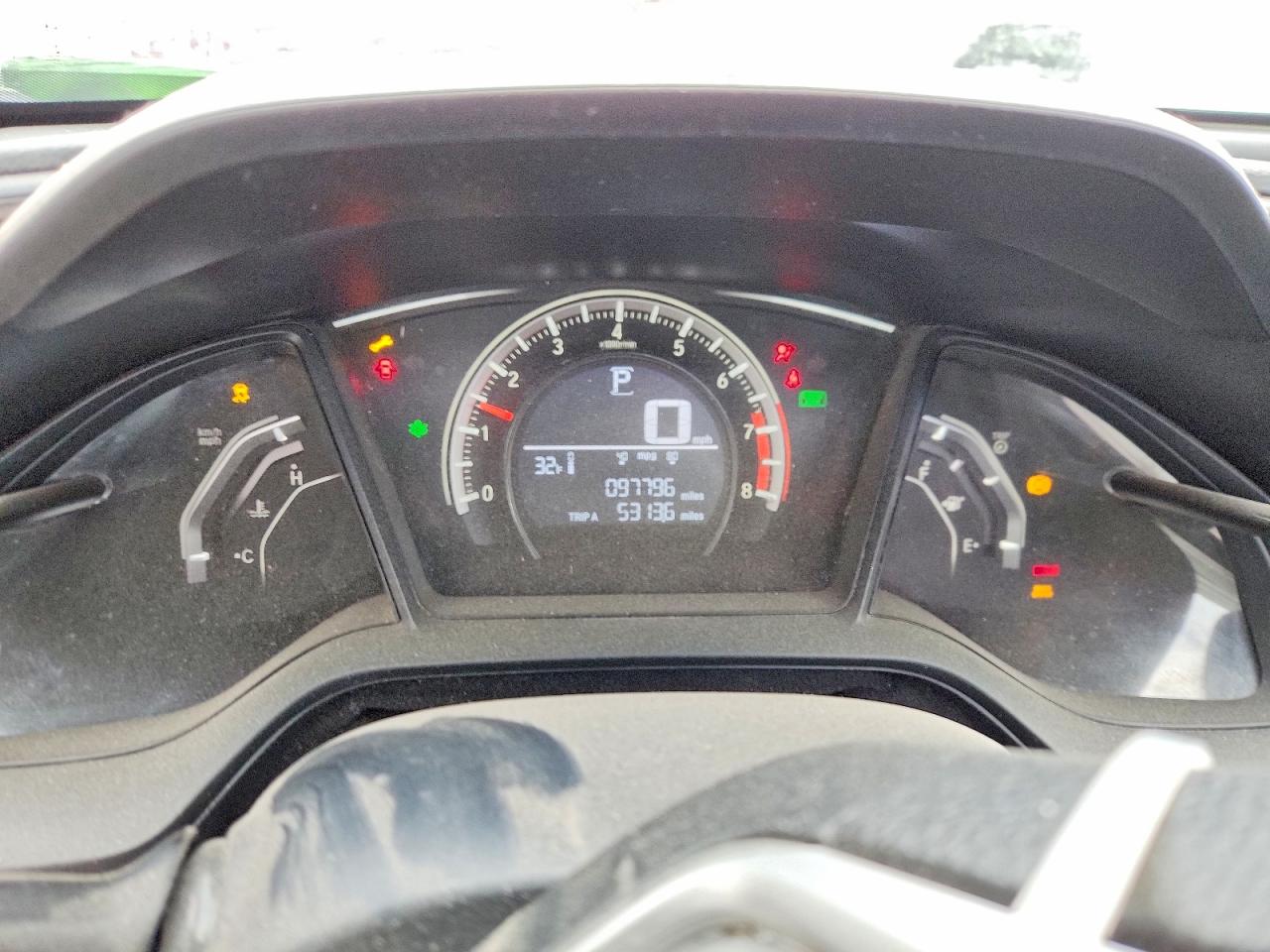 2016 HONDA CIVIC LX photo 9
