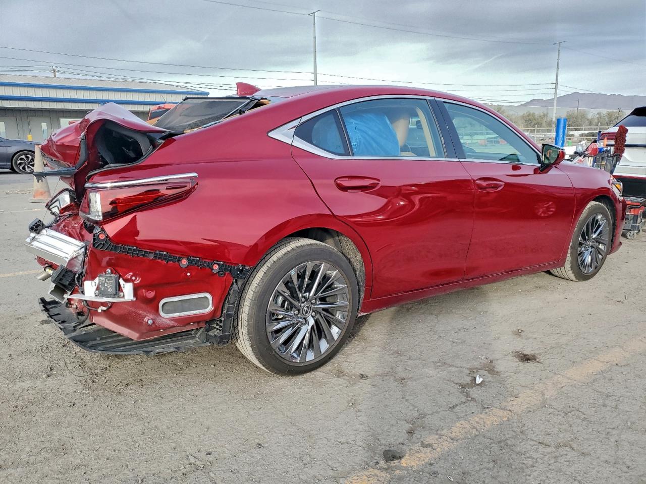 2024 LEXUS ES 300H BASE photo 3