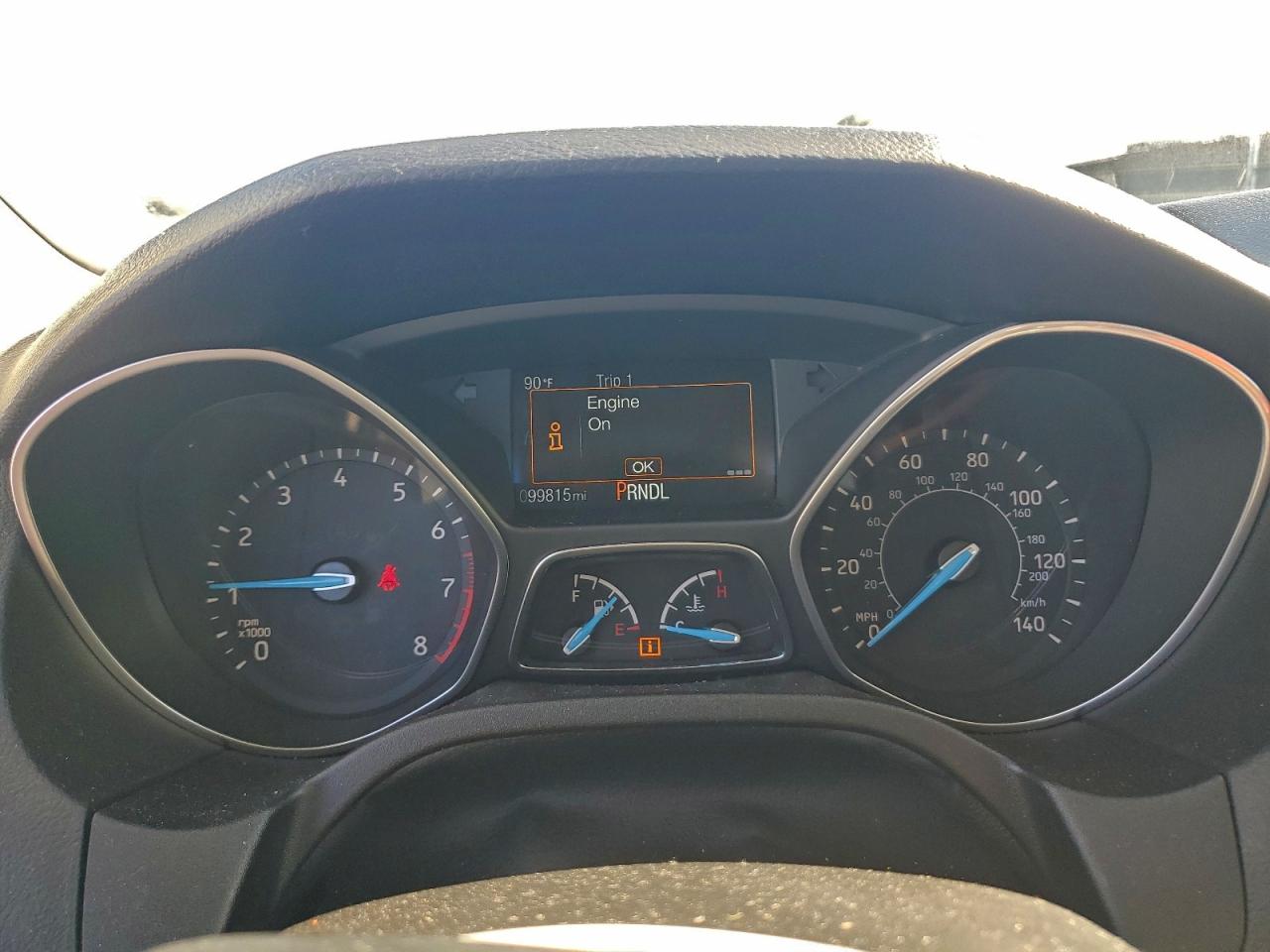 2017 FORD FOCUS SE photo 9