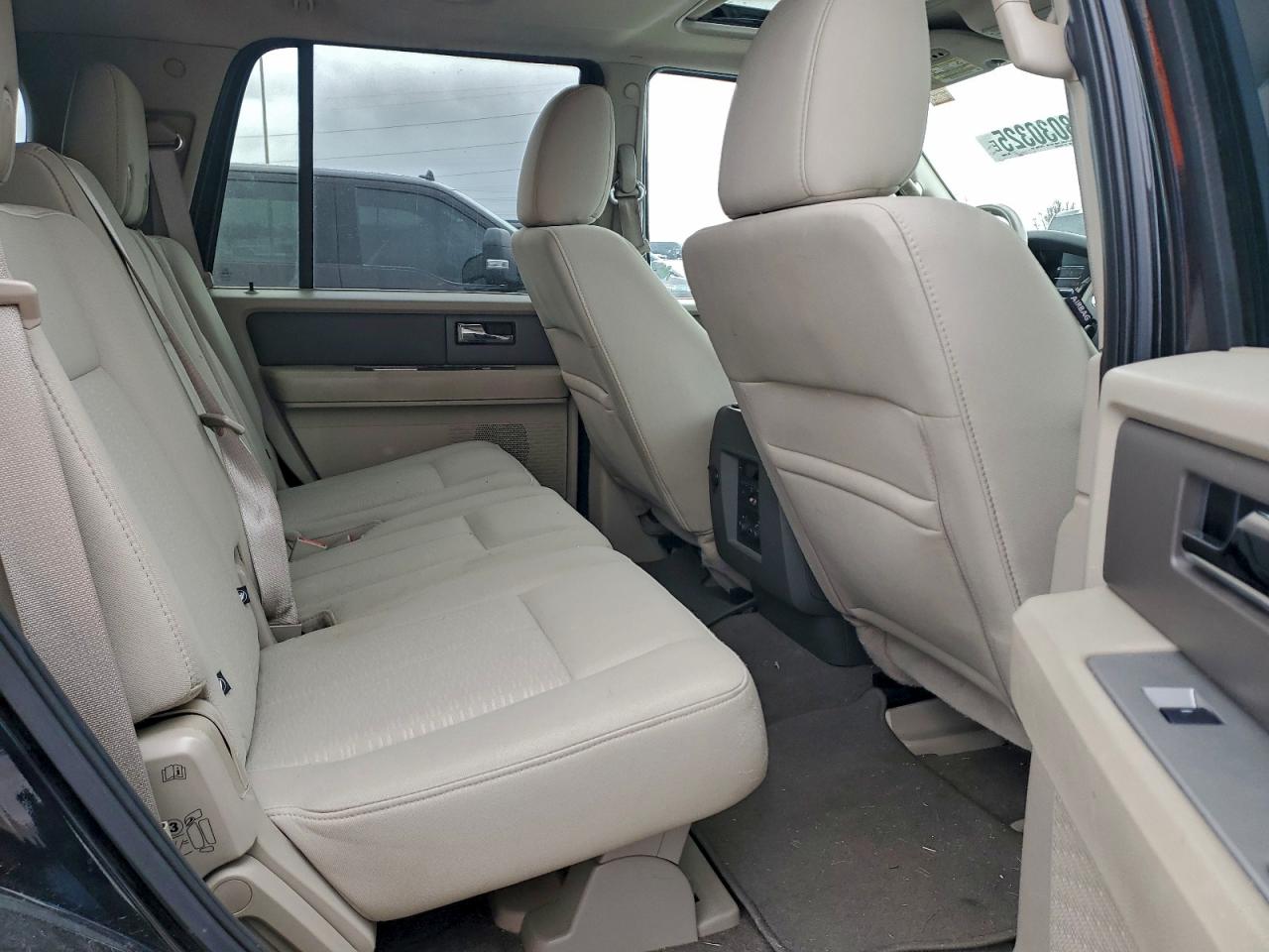 2013 FORD EXPEDITION XLT photo 11