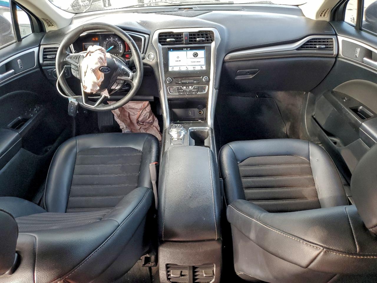 2017 FORD FUSION SE photo 8