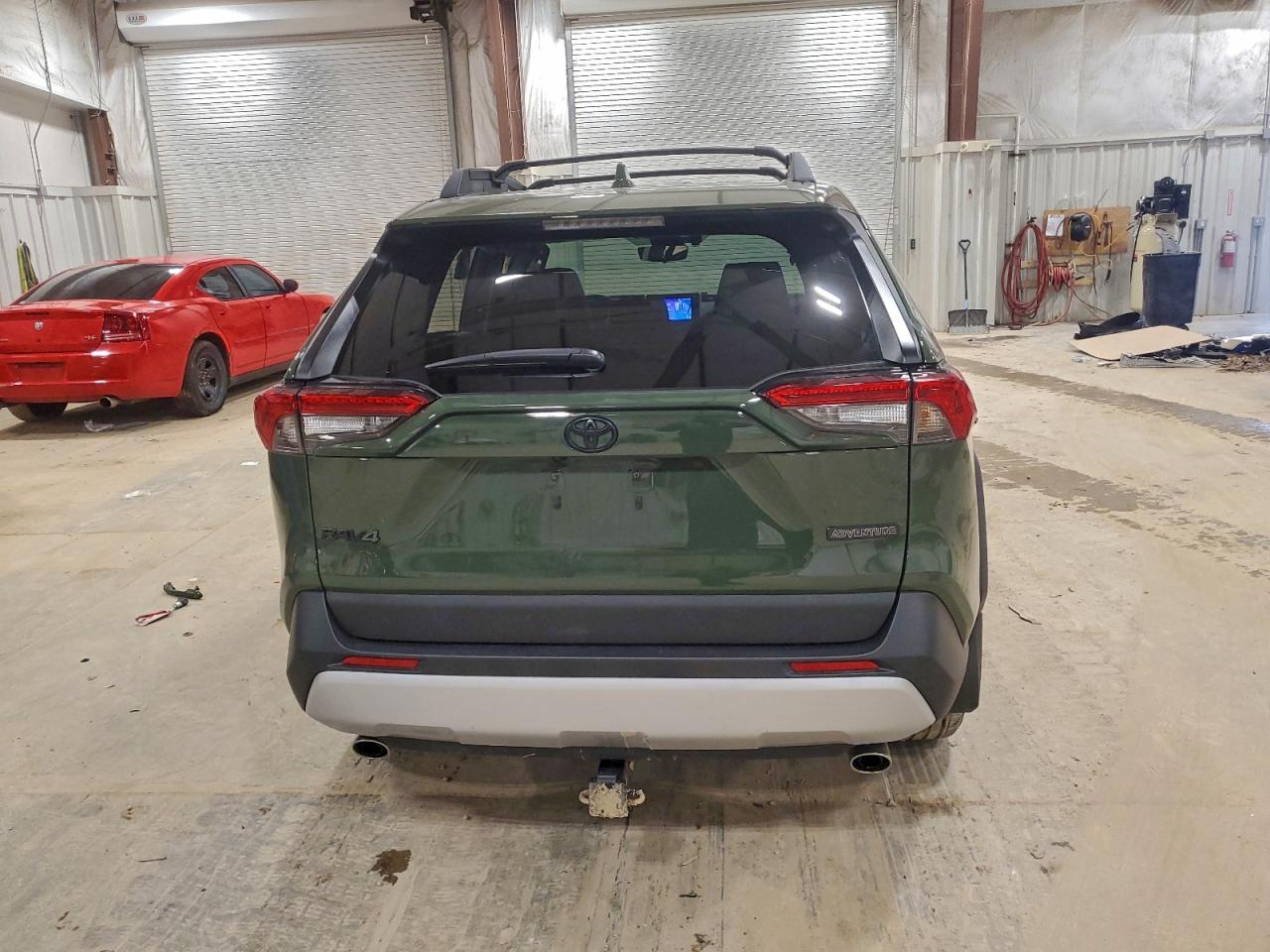 2024 TOYOTA RAV4 ADVENTURE photo 6