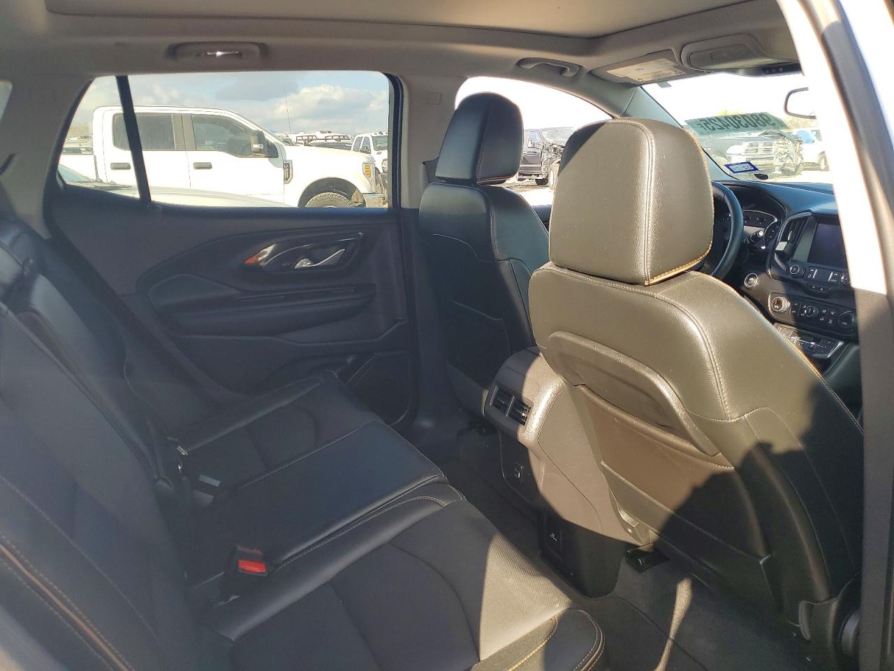 2024 GMC TERRAIN AT4 photo 11