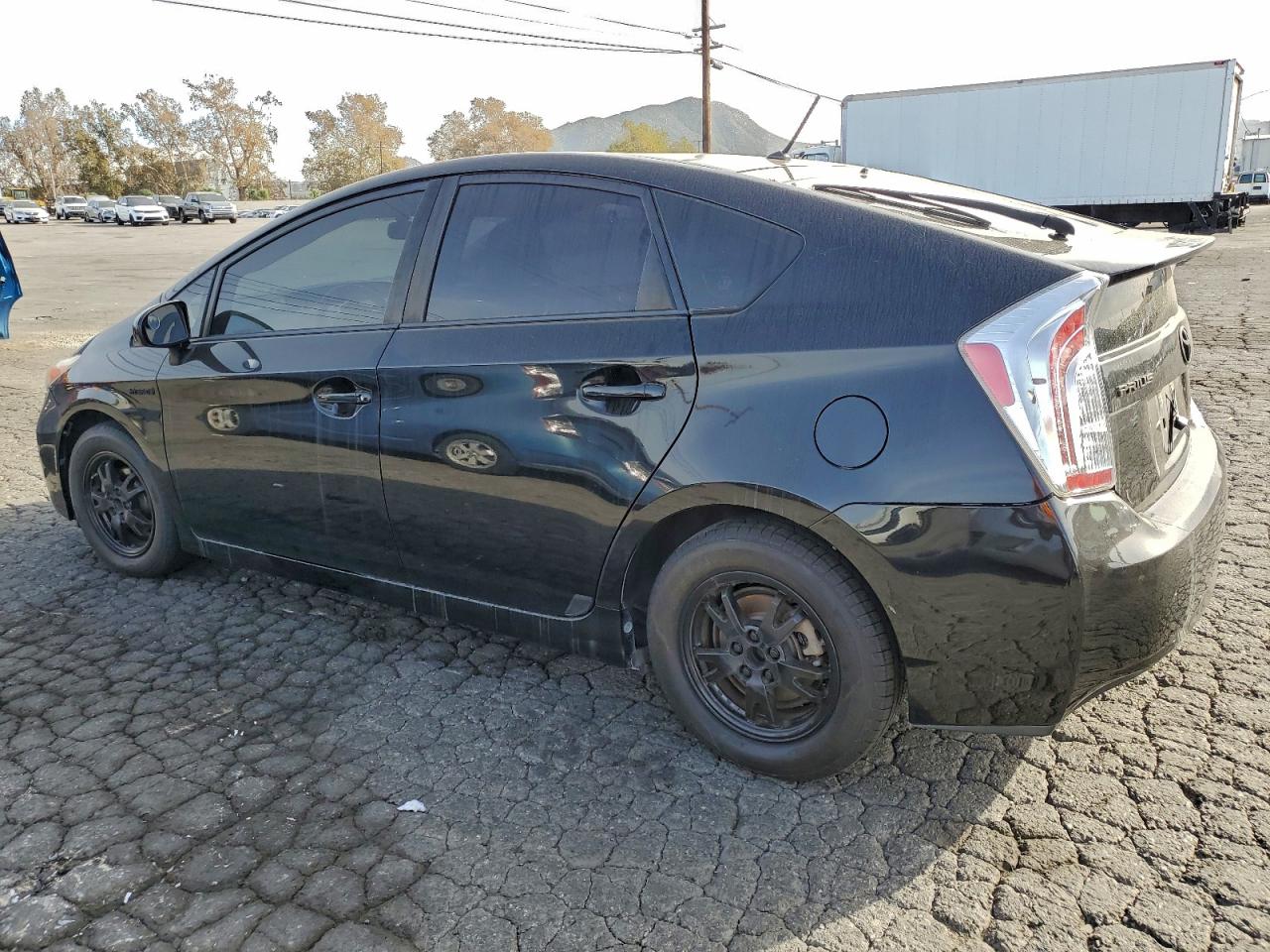 2013 TOYOTA PRIUS photo 2