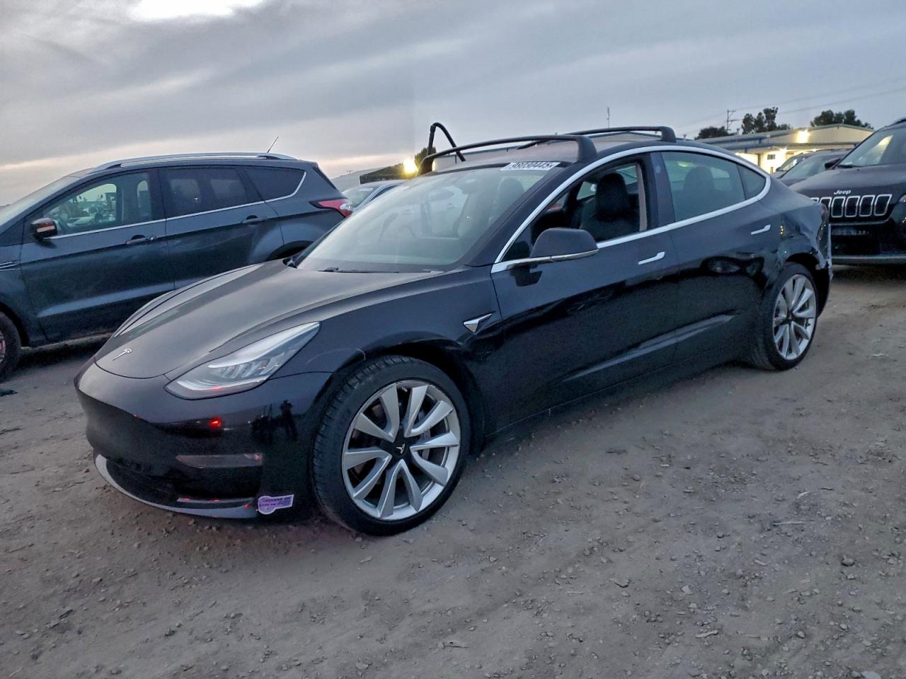 2018 TESLA MODEL 3