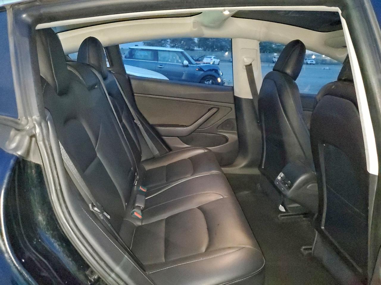 2018 TESLA MODEL 3 photo 10