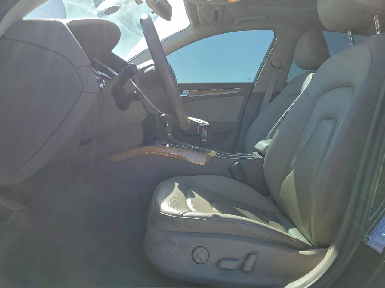 2010 AUDI A4 PREMIUM photo 13