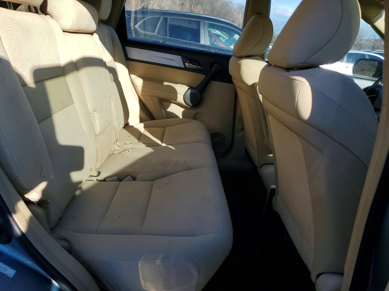 2011 HONDA CR-V LX photo 11
