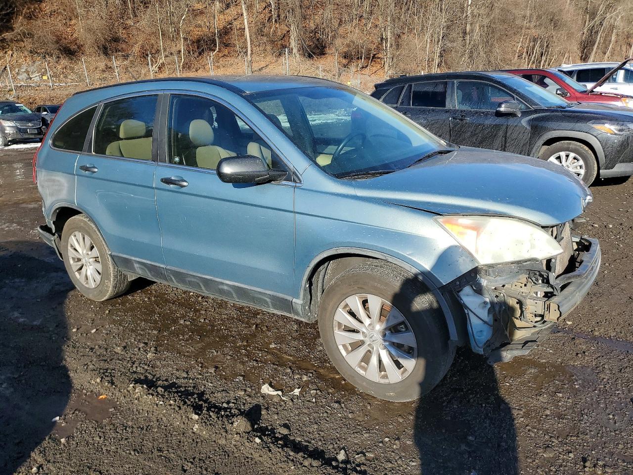 2011 HONDA CR-V LX photo 4