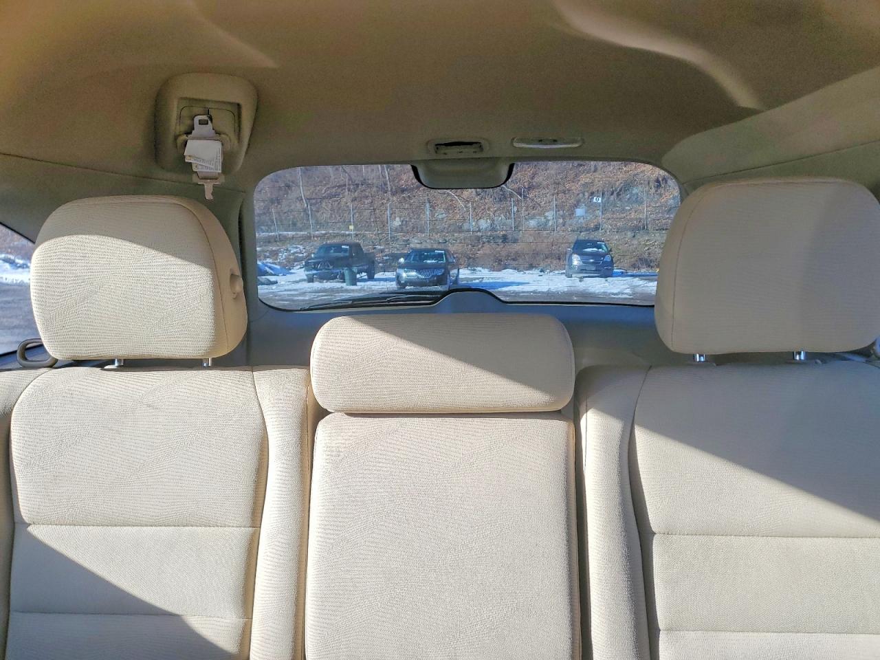 2011 HONDA CR-V LX photo 10