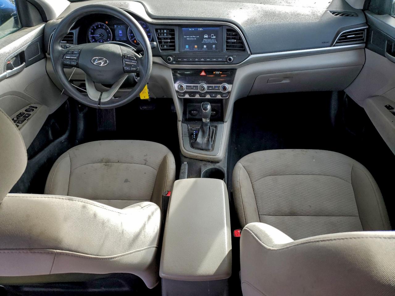 2020 HYUNDAI ELANTRA SEL photo 15