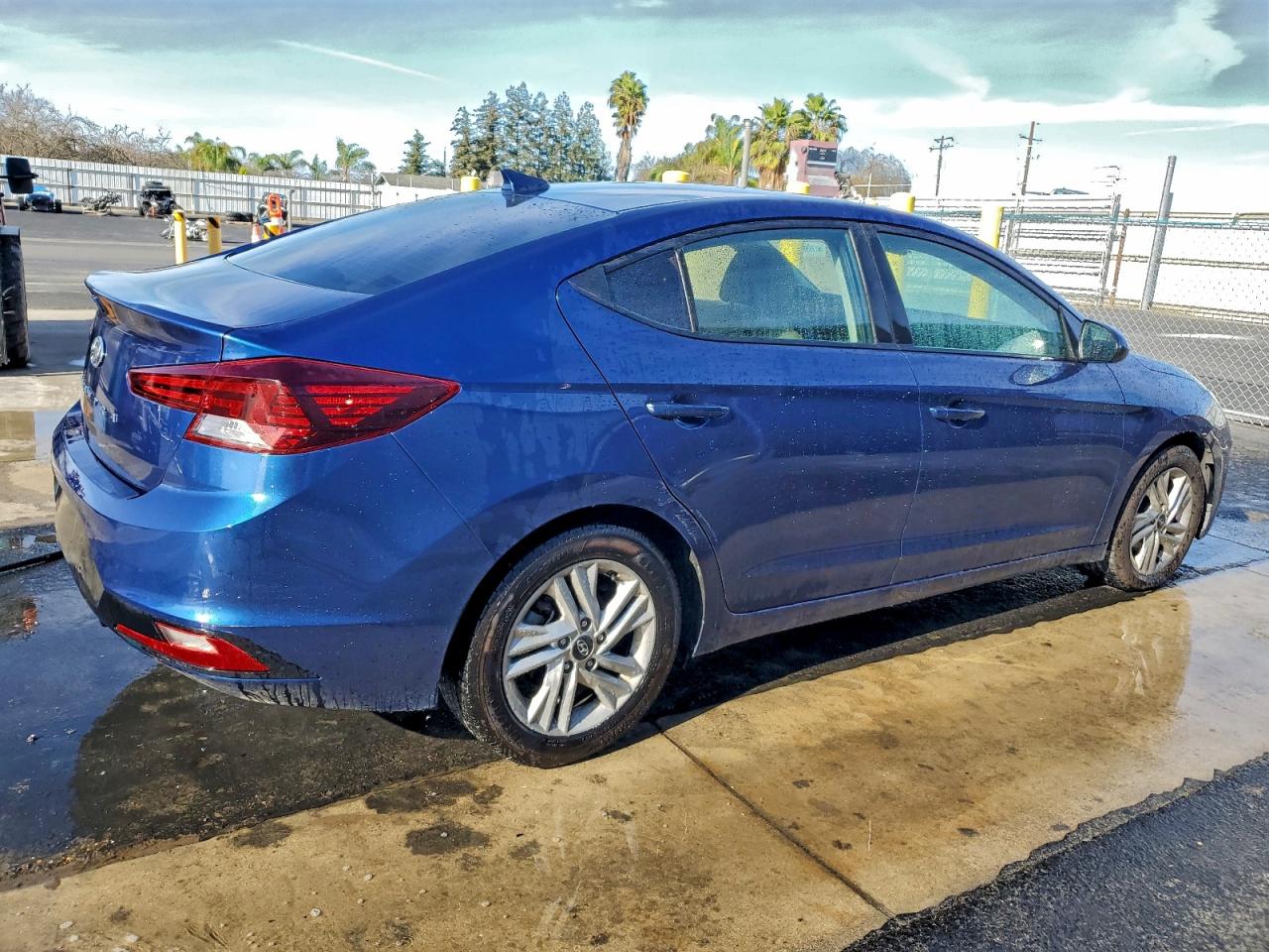2020 HYUNDAI ELANTRA SEL photo 5