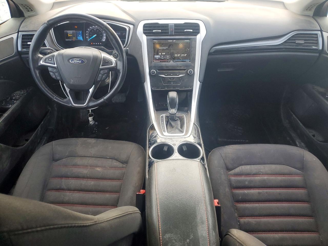 2013 FORD FUSION SE photo 8